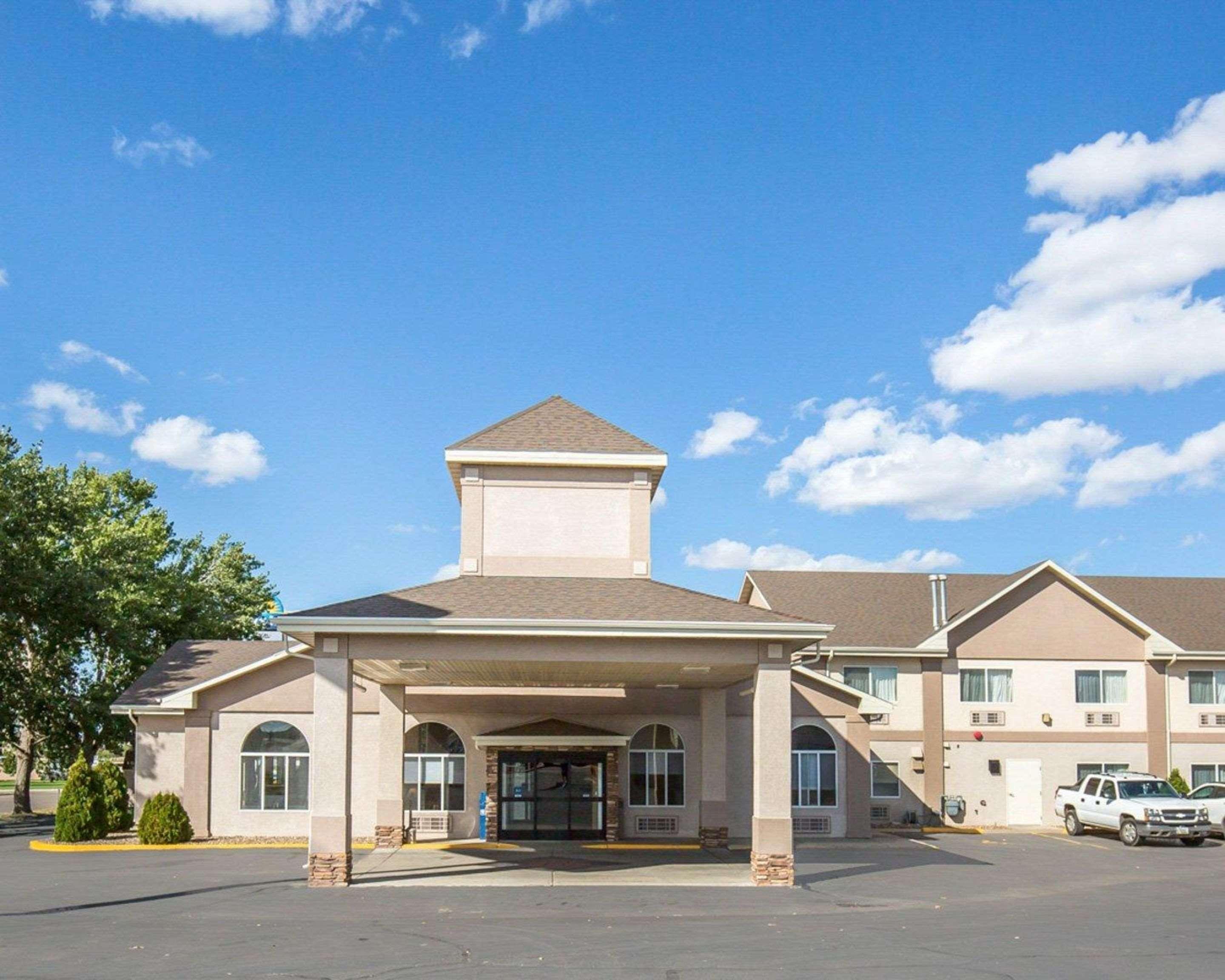 Fairbridge Inn & Suites Glendive Exterior photo